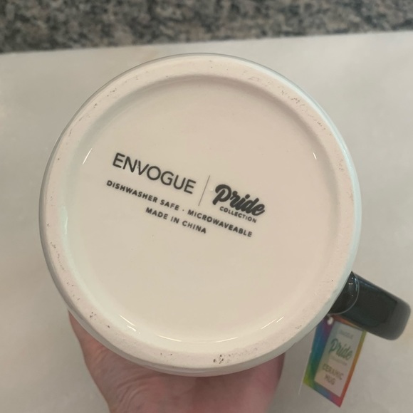 EnVogue Pride Mug "All For Love" - Picture 3 of 3